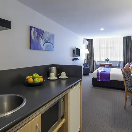 Park Regis Griffin Suites-2